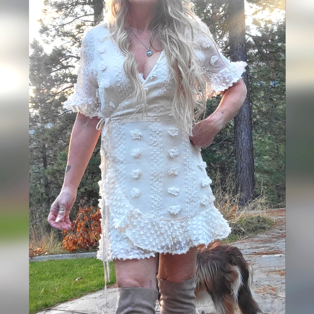Bella Ella Cream Dress
